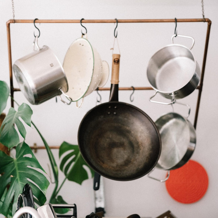 Cast Iron versus Stainless-Steel Top-Quality Cookware: All You Need To Know - Bear Country Kitchen