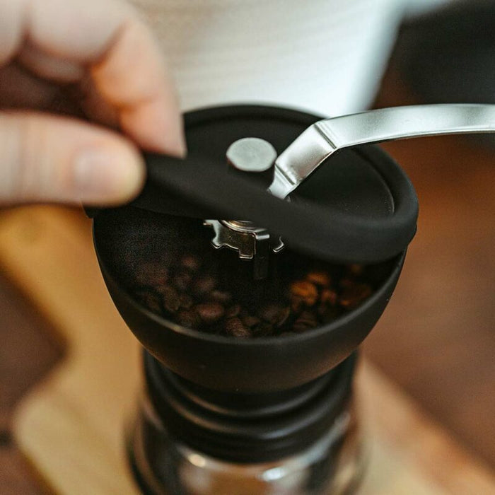 Grosche Ceramic Burr Coffee Grinder Bremen Black, 100g capacity