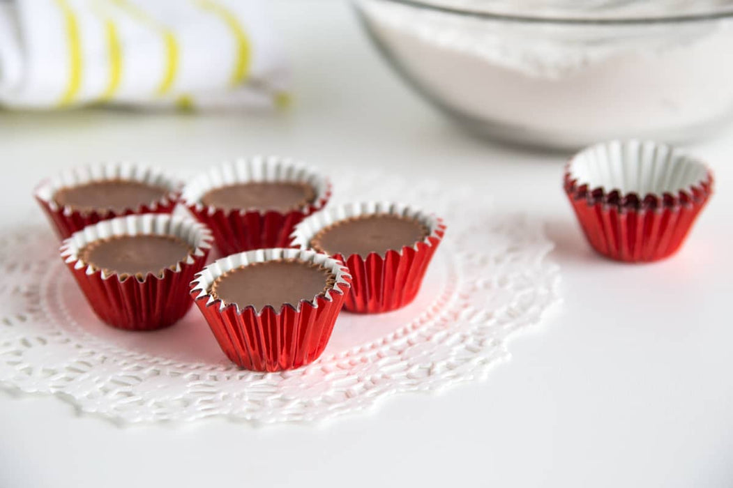 Foxrun Petit Fours Cups Red Foil (48)