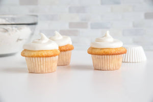 75 Mini Baking Cups White