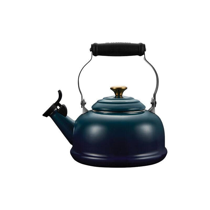 Le Creuset Classic Whistling Kettle