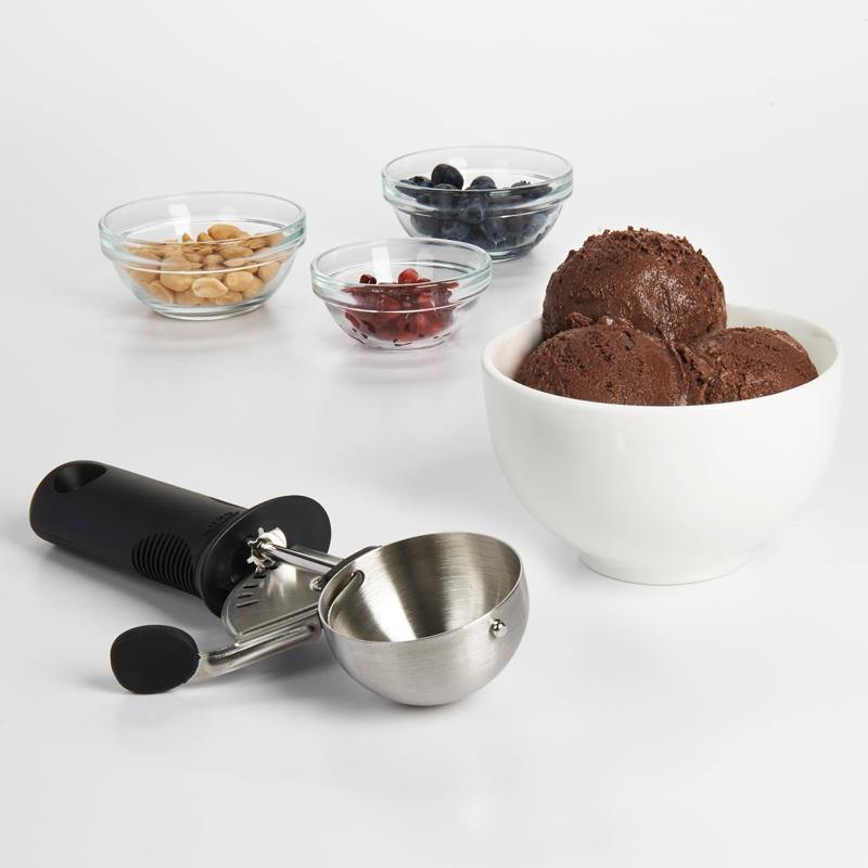 Classic Swipe Ice Cream Trigger Scoop OXO Good Grips - Bear Country Kitchen